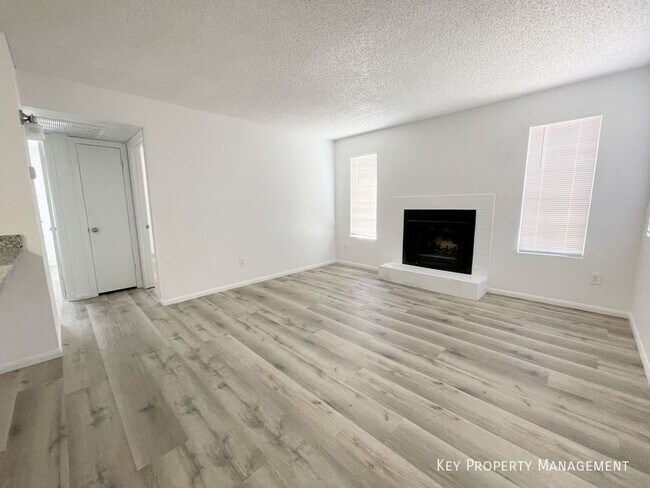 Foto del edificio - 2742 Alicialynn Way