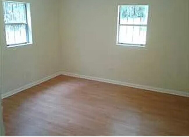 Building Photo - 1755 Lapine Dr