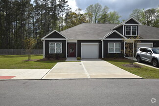Building Photo - 1607 Bellamy Place Dr NE