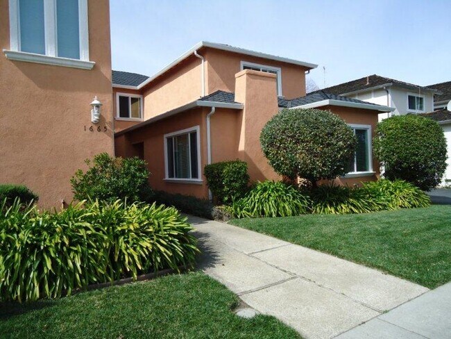 Photo - 1665 Brookvale Dr Apartments