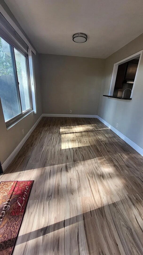 Building Photo - COMING SOON-Fully remodeled Townhouse 3 Be...