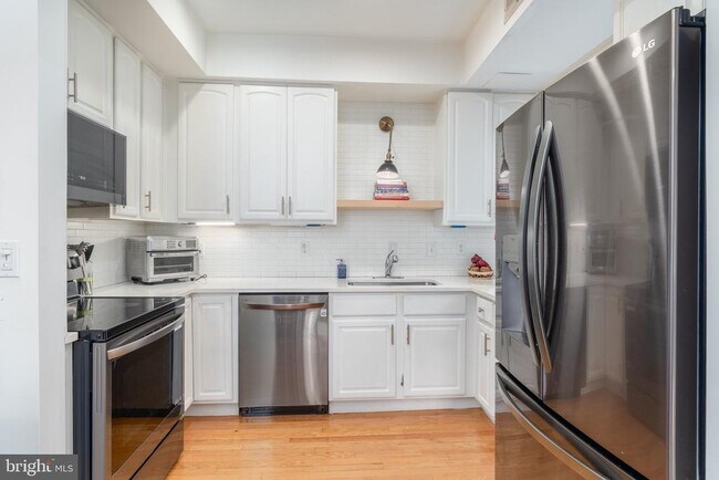 Foto del edificio - 610 Irving St NW