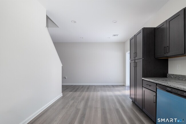 Foto del edificio - 75 High St