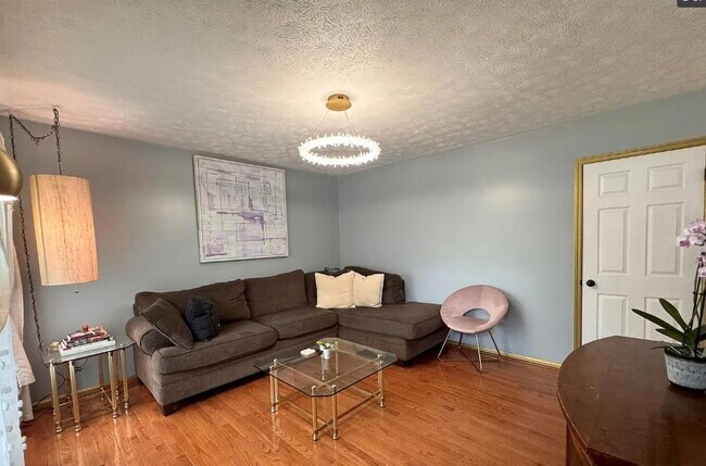 Foto del edificio - 22 King Arthur Pl