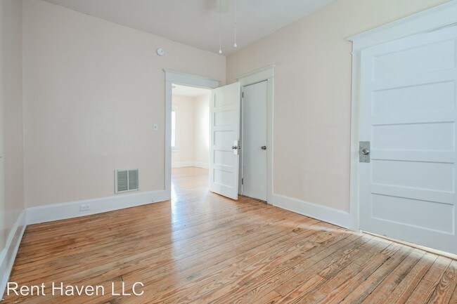 Building Photo - 3 br, 1.5 bath House - 348 Railroad Ave