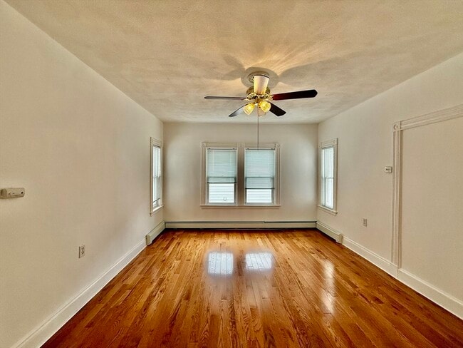 Foto del edificio - 186 Arlington St