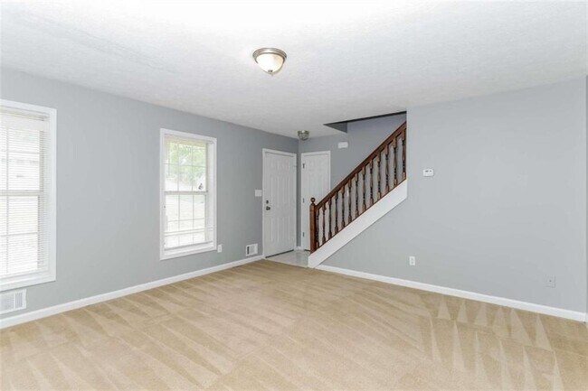 Building Photo - 237 Orchard View