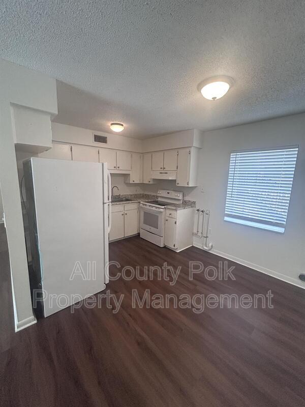 Foto del edificio - 915 Ariana St