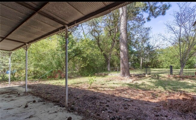 Foto del edificio - Charming 4 Bedroom Cottage - Recently Updated!