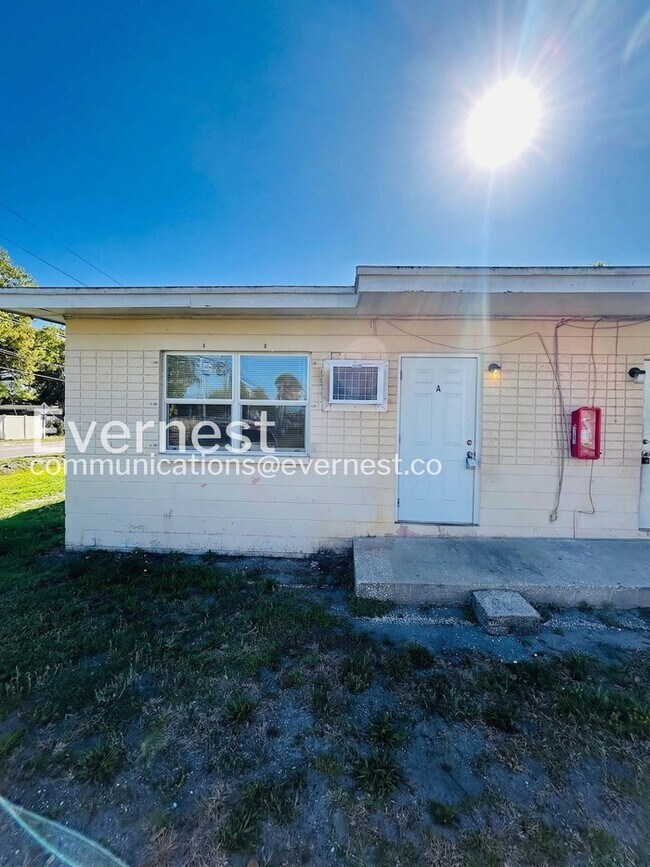 Building Photo - 2925 N 46th St