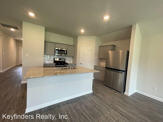 Building Photo - 4 br, 2 bath House - 629 Correns  Lane