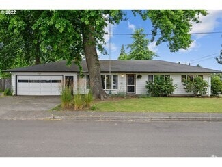 Building Photo - 301 NW 18th Pl