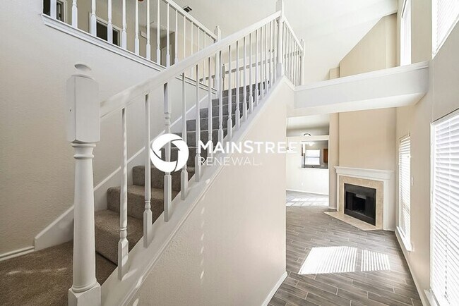 Building Photo - 3 Bedroom Pet-Friendly Home in Garland, TX with Main Street Renewal
