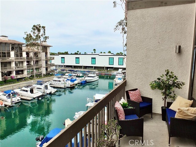 Foto del edificio - 7321 Marina Pacifica Dr N