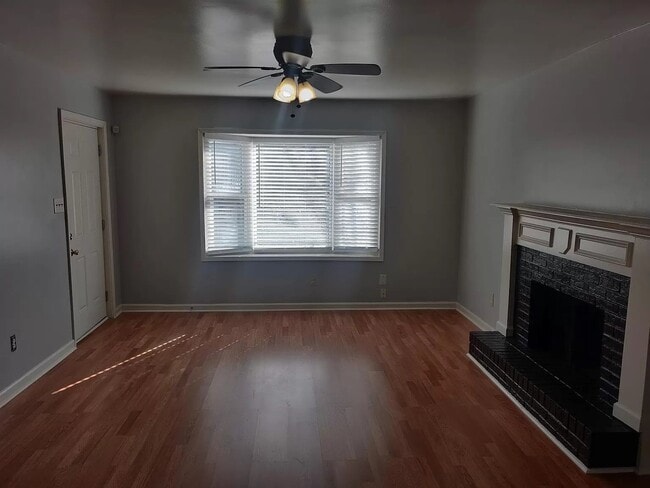 Foto del edificio - Immediate move -in.   Housing vouchers accepted.