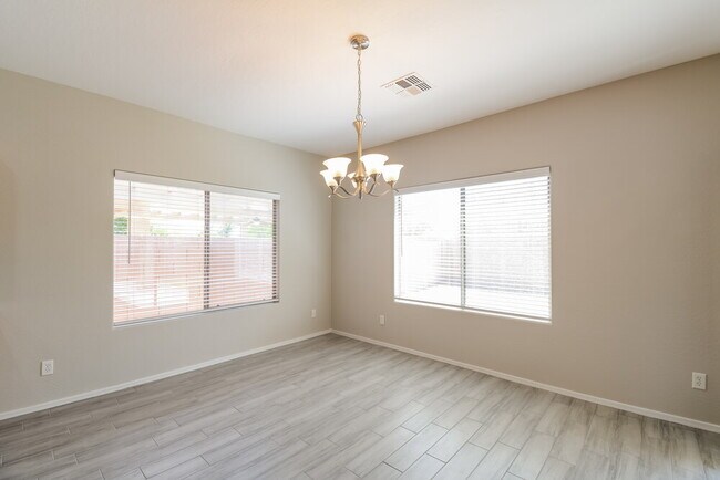 Building Photo - 13797 W Redfield Rd