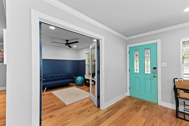 Building Photo - 3307 Garden Villa Ln