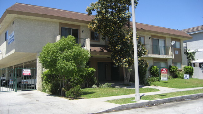 8900 Burnet, ¡alejado - 1,2,3 Burnet Apartments