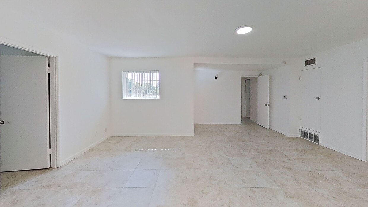 Beautiful 4+2 GRANADA HILLS HOME - Beautiful  4+2 GRANADA HILLS HOME