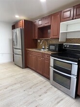 Building Photo - 8101 SW 94th Ct