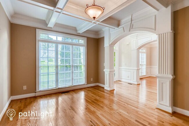 Foto del edificio - 2069 Harmony Dr