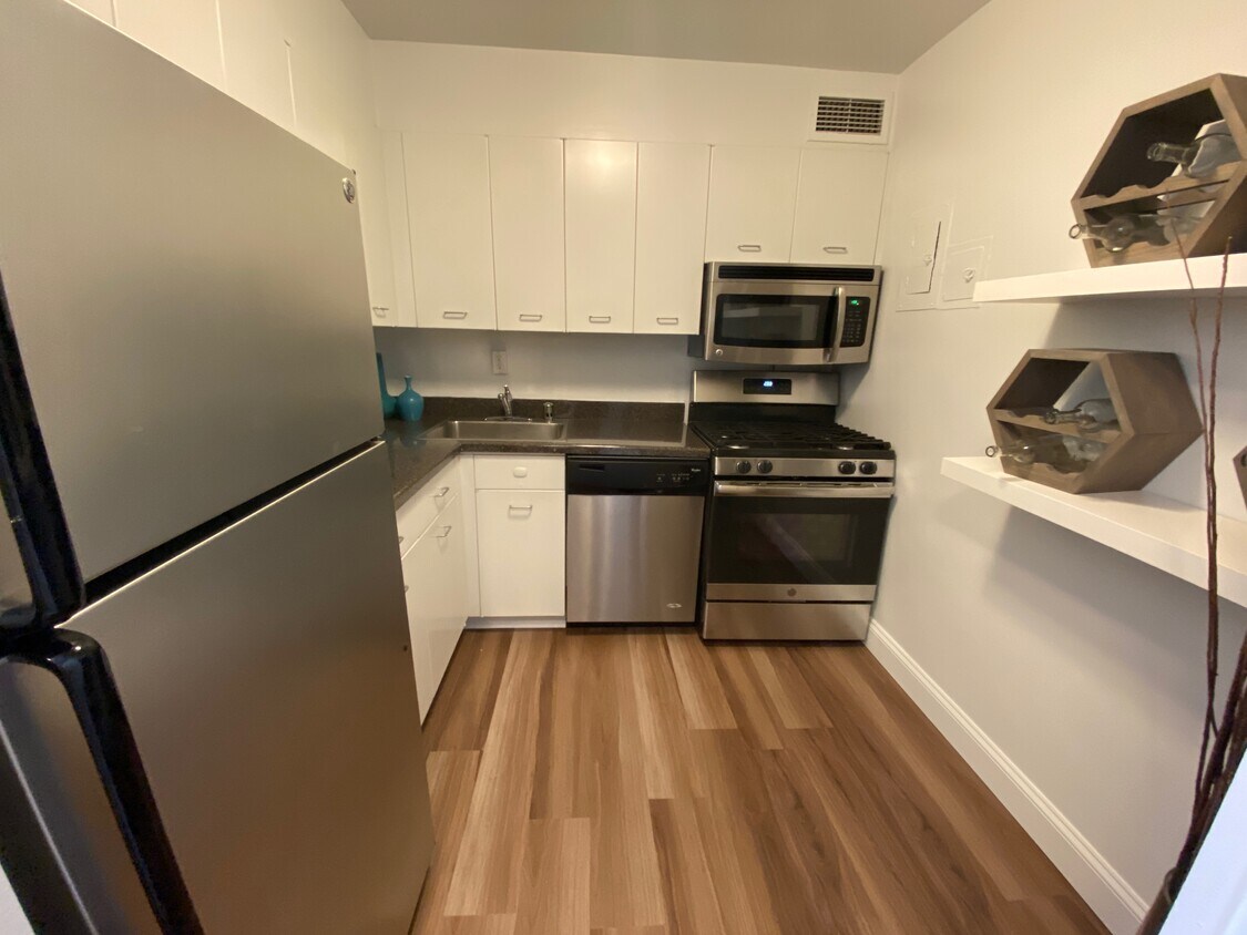 Foto principal - 1406 N Astor St