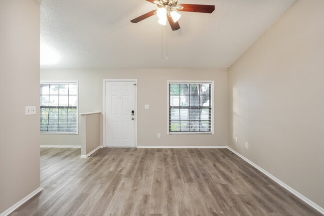 Building Photo - 1014 Olliff Way