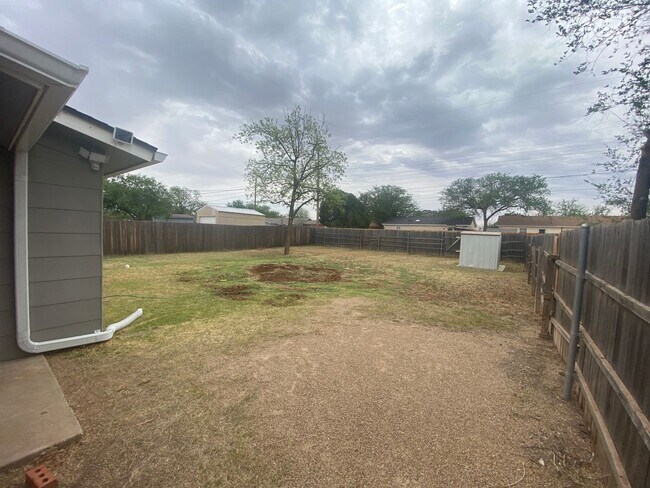 Foto del edificio - 4921 39th St