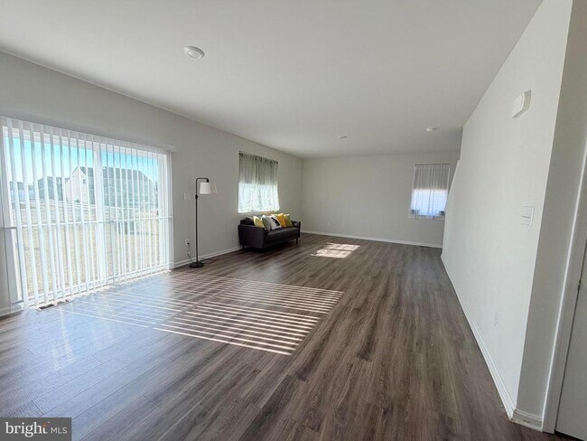 Foto del edificio - 1239 Pimpernell Path