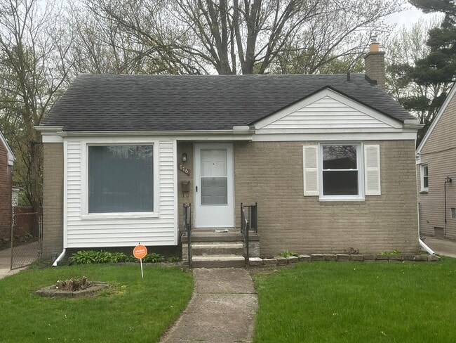 Building Photo - 776 John Daly St