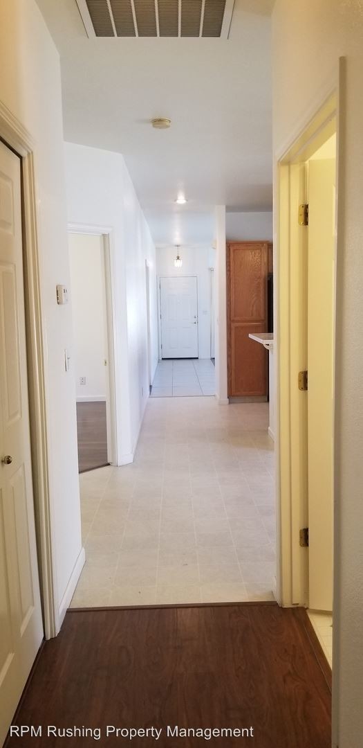 Building Photo - 3 br, 2 bath House - 3371 Spring Garden Drive