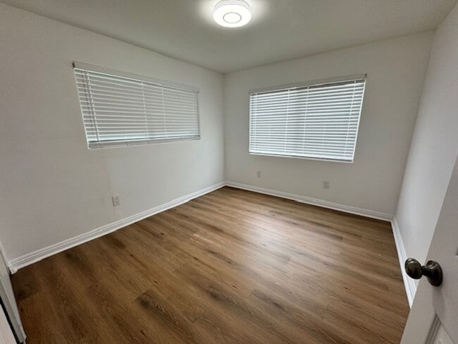 Foto del edificio - Gorgeous 3+2 home in Glassell Park!