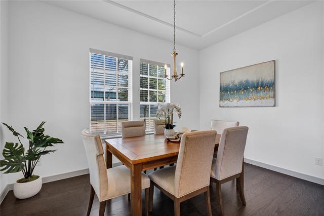 Foto del edificio - 8886 Ice House Dr