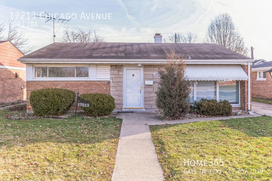 17213 Chicago Ave, Lansing, IL 60438 House Rental in Lansing, IL