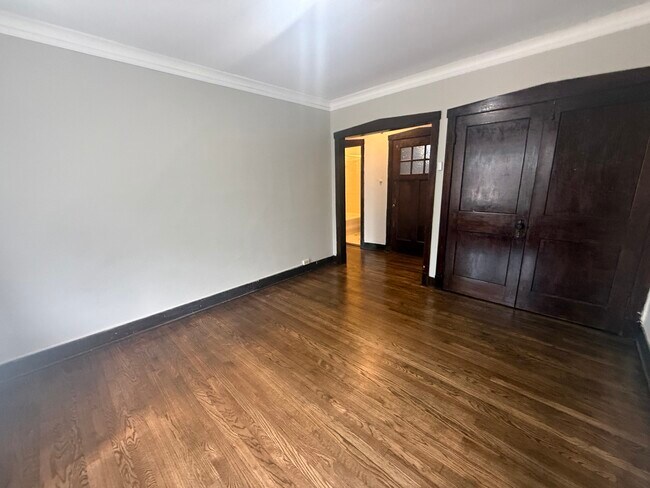 Foto del edificio - 104 Lincoln Ave