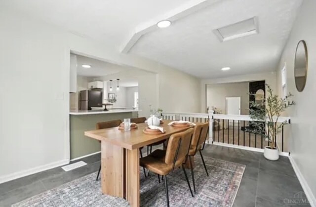 Foto del edificio - 427 Old 122 Rd