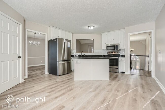 Building Photo - 4 br, 3 bath House - 413 Two Iron Trail NW...