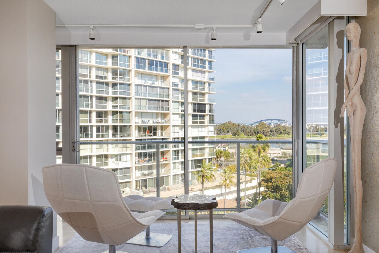 1760 Avenida Del Mundo Unit 510, Coronado, CA 92118 Condo for Rent in Coronado, CA