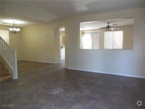 Building Photo - 223 Hickory Heights Ave