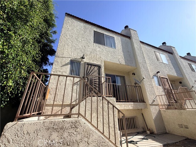 Building Photo - 3134 W 145th St