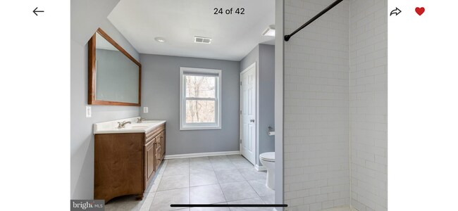 Foto del edificio - 5085 Twinbrook Run Dr