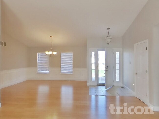 Foto del edificio - 108 Bear Claw Dr