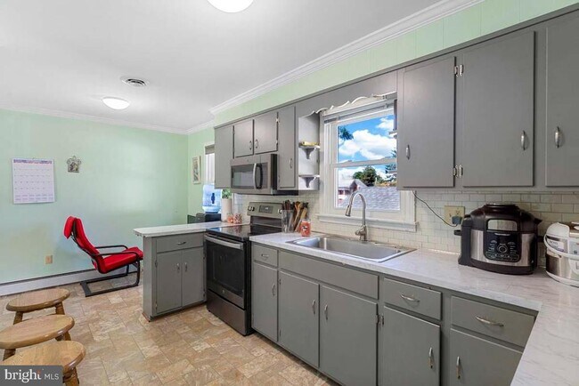 Building Photo - 54 W Henrietta St