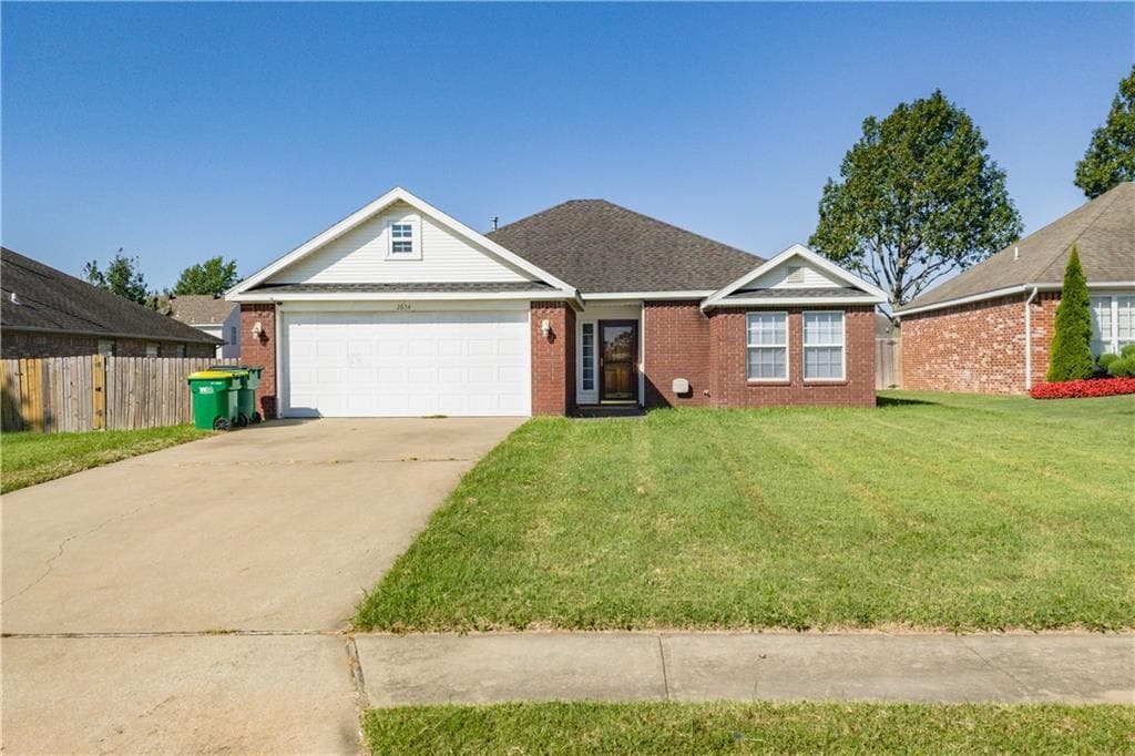 Building Photo - 2654 Appleglen St