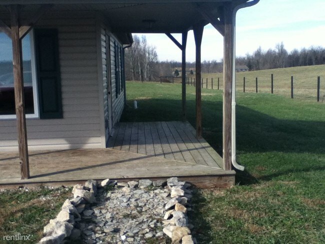 Foto del edificio - 2 br, 1 bath House - 939 Ford Rd