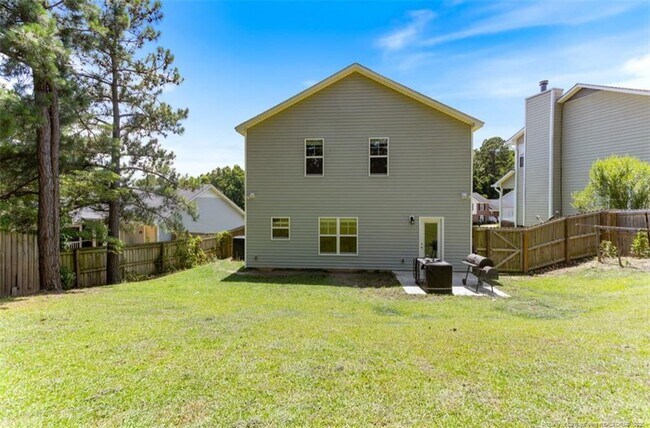 Foto del edificio - 349 Abbottswood Dr
