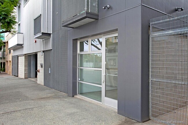 Building Photo - 750 11th Ave