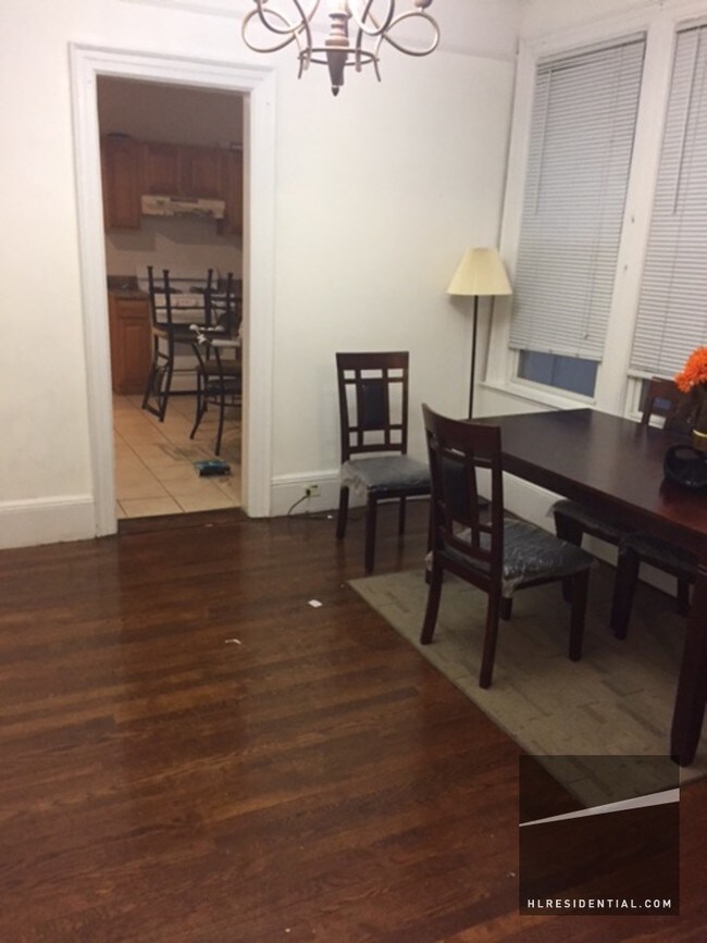 Foto del edificio - 3094 48th St