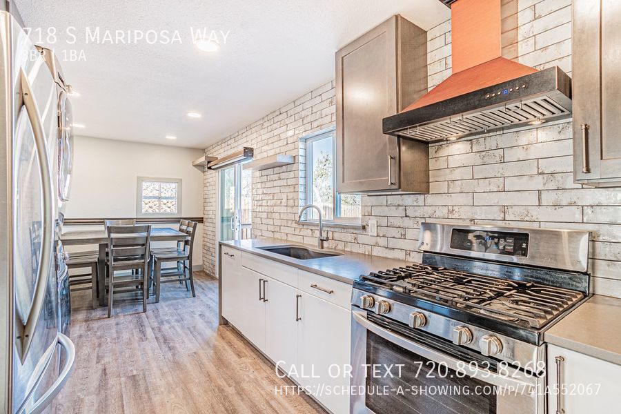 Primary Photo - Newly Remodeled 3 Bed 1 Bath with Fully Fe...