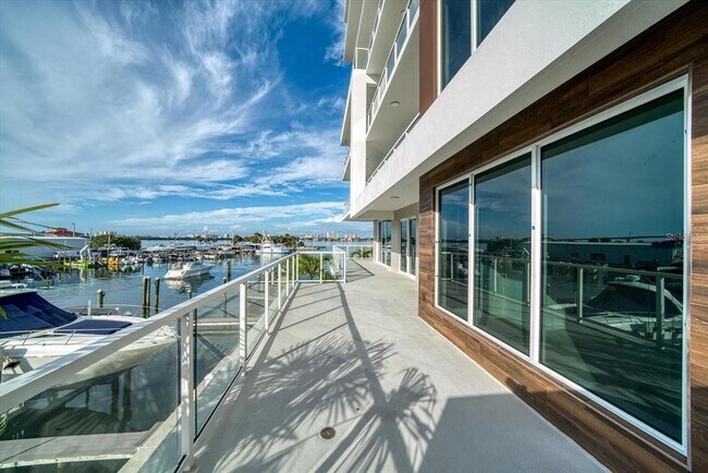 Foto del edificio - 920 N Osceola Ave